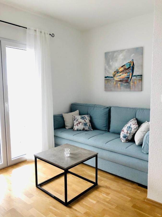 Villa Dani Sea & Pool Apartments Trogir Bagian luar foto
