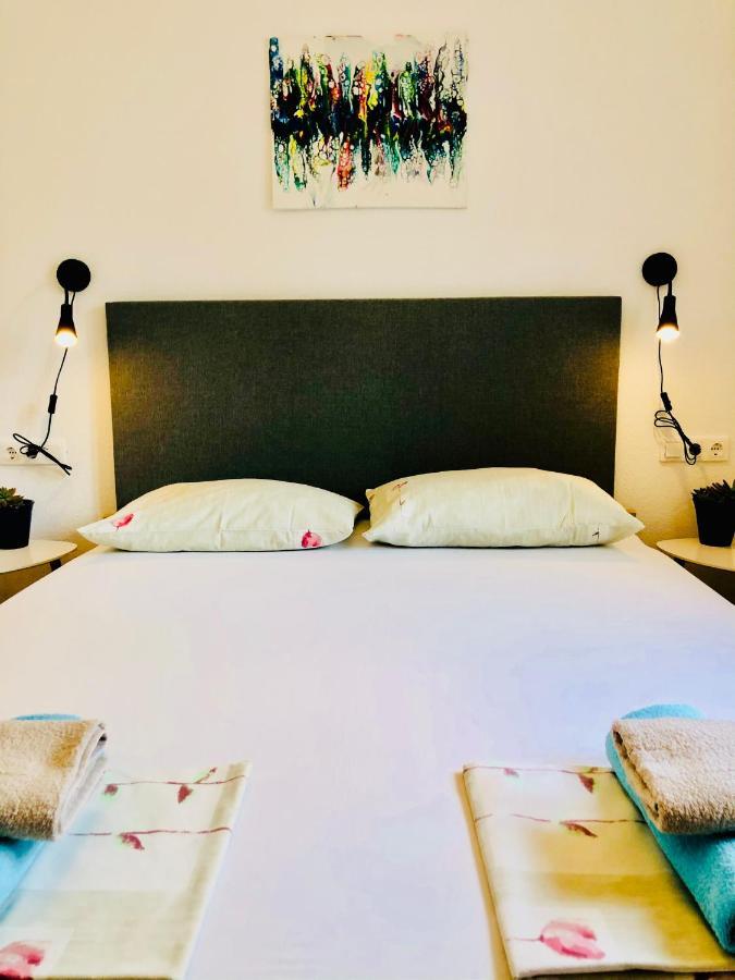 Villa Dani Sea & Pool Apartments Trogir Bagian luar foto