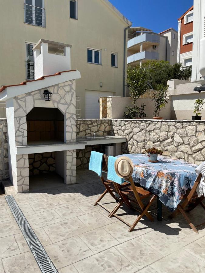 Villa Dani Sea & Pool Apartments Trogir Bagian luar foto